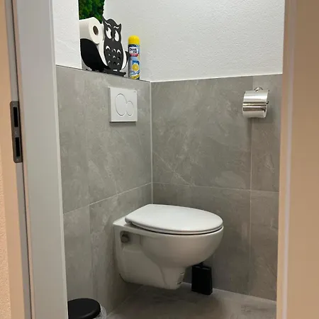 Zwei Nah Flughafen Messe Apartamento *